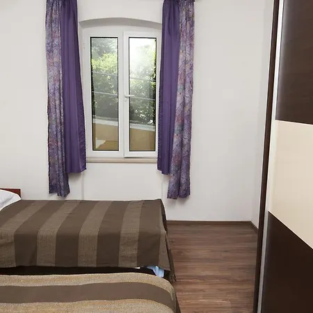Apartment Vuzar *